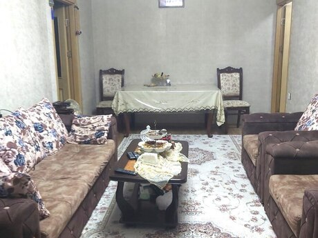 2 otaqlı köhnə tikili - Xalqlar Dostluğu m. - 50 m²