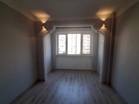 3 otaqlı köhnə tikili - Yeni Günəşli q. - 90 m²