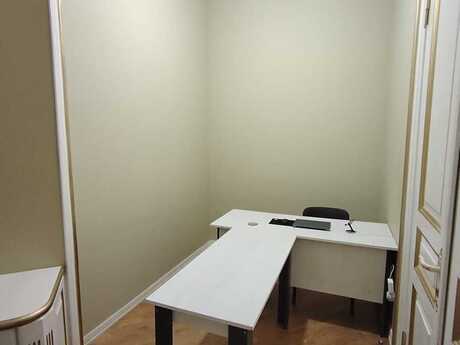 1 otaqlı ofis - Nizami m. - 10 m²