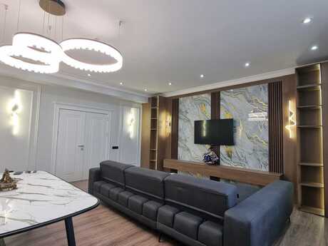 4 otaqlı yeni tikili - Şah İsmayıl Xətai m. - 200 m²