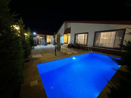 4 otaqlı həyət evi/bağ evi - Xəzər r. - 200 m²