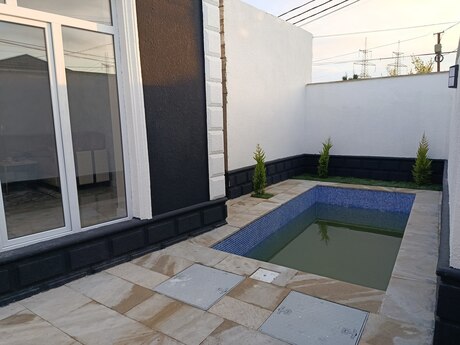 4 otaqlı həyət evi/bağ evi - Şüvəlan q. - 100 m²