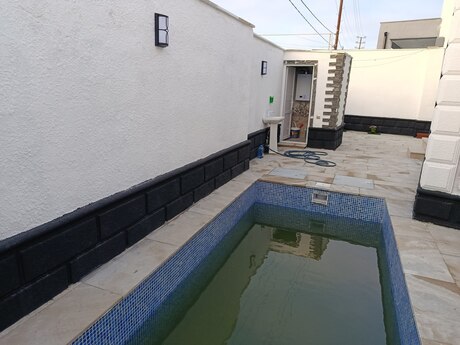 4 otaqlı həyət evi/bağ evi - Şüvəlan q. - 100 m²