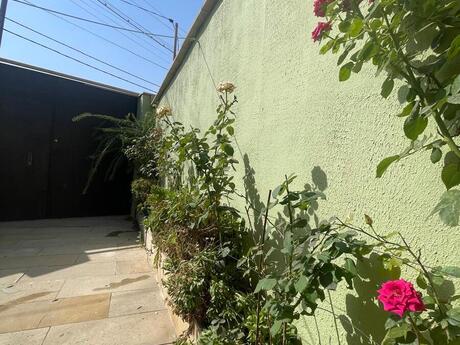 5 otaqlı həyət evi/bağ evi - Binəqədi q. - 160 m²