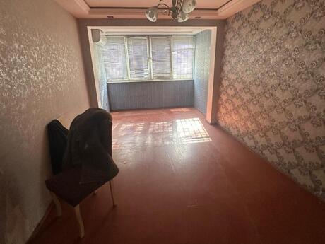 2 otaqlı köhnə tikili - Neftçilər m. - 50 m²