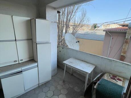 2 otaqlı köhnə tikili - Bakıxanov q. - 60 m²