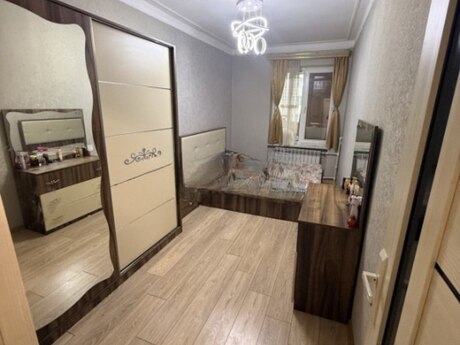 3 otaqlı köhnə tikili - Gənclik m. - 70 m²