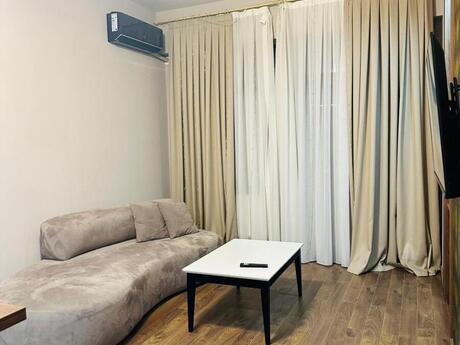 2 otaqlı yeni tikili - Şah İsmayıl Xətai m. - 65 m²
