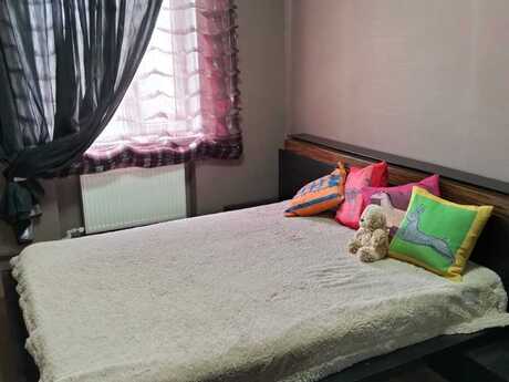 3 otaqlı köhnə tikili - 28 May m. - 100 m²