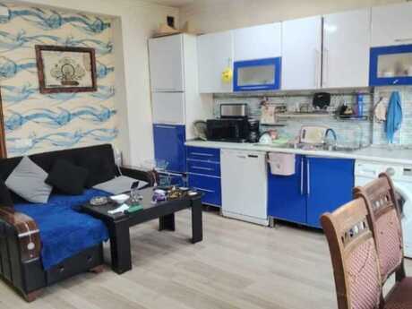 4 otaqlı köhnə tikili - Elmlər Akademiyası m. - 120 m²
