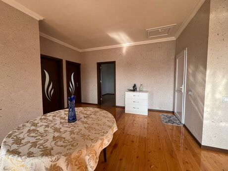 7 otaqlı həyət evi/bağ evi - Maştağa q. - 200 m²