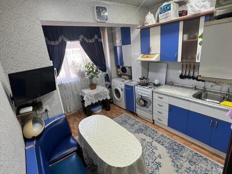 3 otaqlı köhnə tikili - Xətai r. - 85 m²