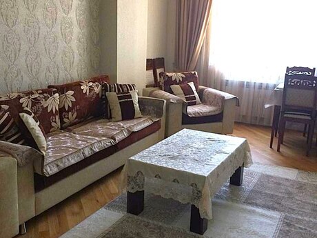 Qara Qarayev m.