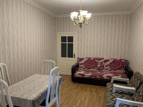 2 otaqlı köhnə tikili - İnşaatçılar m. - 65 m²