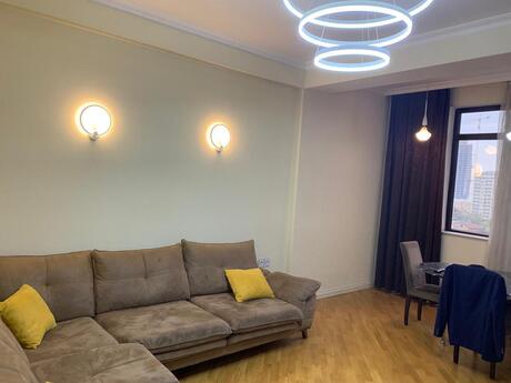Kirayə 2 otaqlı mənzil, 70 m², 28 May: 1 000 ₼/ay 4