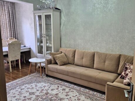 2 otaqlı köhnə tikili - 20 Yanvar m. - 55 m²