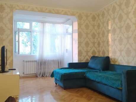 2 otaqlı köhnə tikili - Qara Qarayev m. - 65 m²