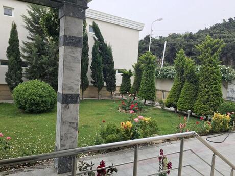 6 otaqlı həyət evi/bağ evi - Badamdar q. - 280 m²