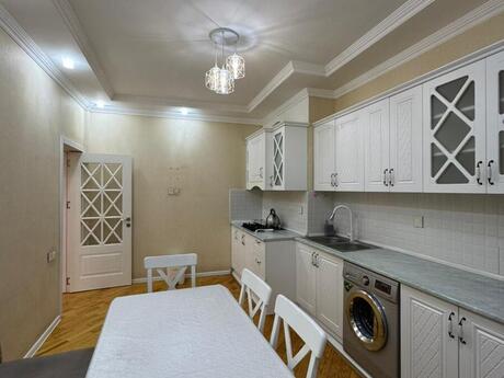 2 otaqlı yeni tikili - İnşaatçılar m. - 78 m²