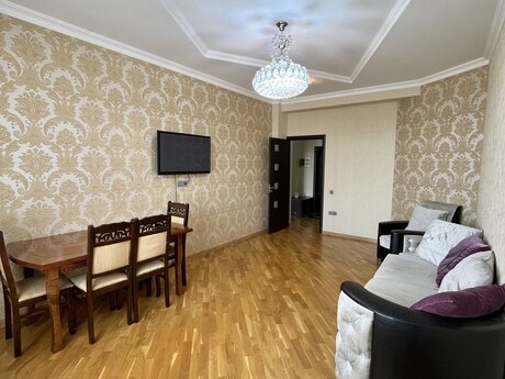 3 otaqlı yeni tikili - 20 Yanvar m. - 90 m²