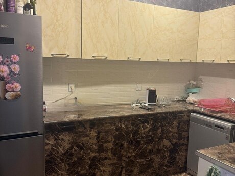 2 otaqlı yeni tikili - İnşaatçılar m. - 85 m²