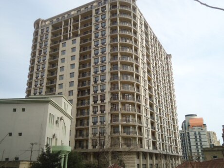 4 otaqlı yeni tikili - 28 May m. - 250 m²