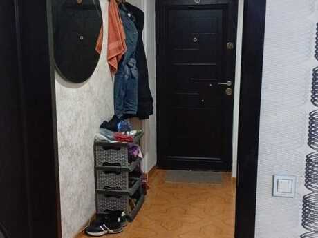 3 otaqlı köhnə tikili - Elmlər Akademiyası m. - 70 m²
