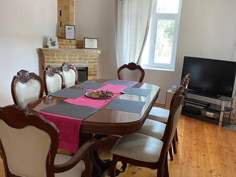 4 otaqlı həyət evi/bağ evi - Görədil q. - 200 m²