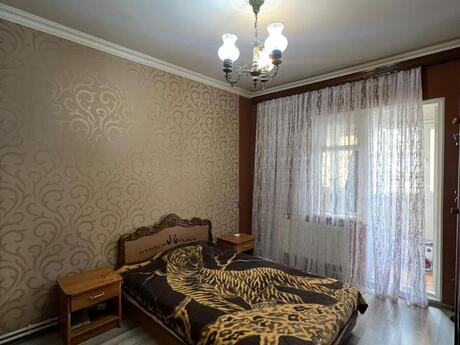 3 otaqlı köhnə tikili - Suraxanı r. - 80 m²
