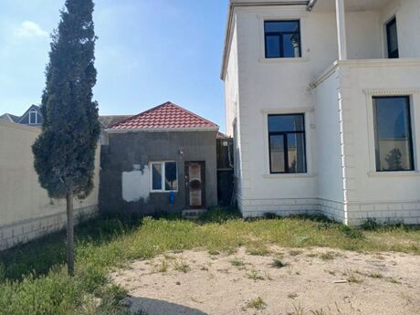 6 otaqlı həyət evi/bağ evi - Şüvəlan q. - 320 m²