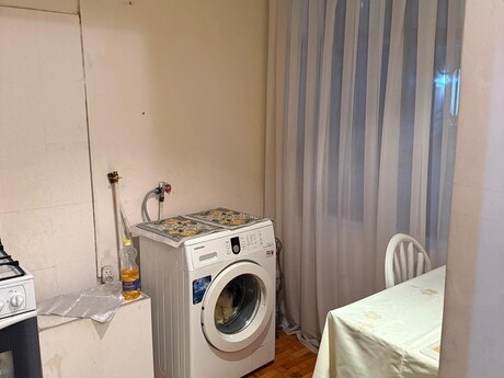 2 otaqlı köhnə tikili - Nizami m. - 40 m²