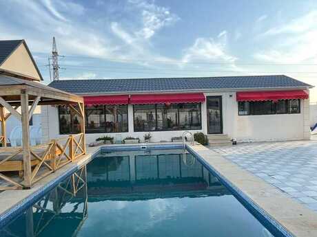 5 otaqlı həyət evi/bağ evi - Türkan q. - 350 m²