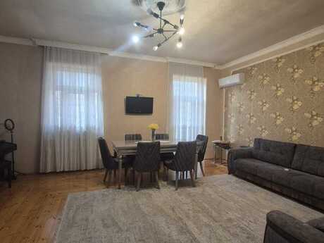 1 otaqlı köhnə tikili - Nəsimi r. - 32 m²