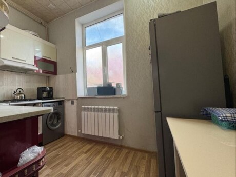 3 otaqlı köhnə tikili - Səbail r. - 85 m²