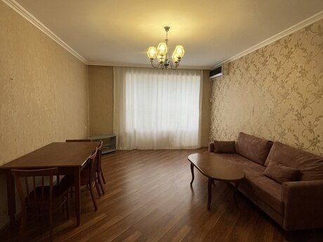 3 otaqlı köhnə tikili - Avtovağzal m. - 70 m²