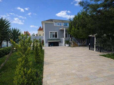 5 otaqlı həyət evi/bağ evi - Mərdəkan q. - 300 m²