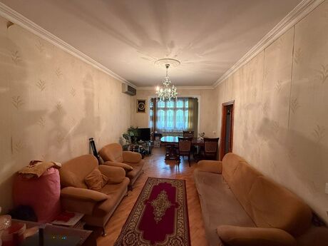 2 otaqlı köhnə tikili - Memar Əcəmi m. - 50 m²
