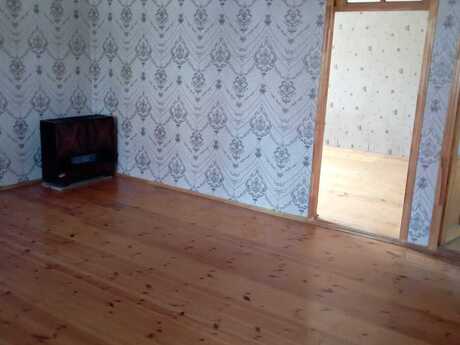 4 otaqlı həyət evi/bağ evi - Əmircan q. - 100 m²