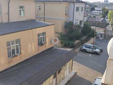 2 otaqlı köhnə tikili - Bayıl q. - 50 m²
