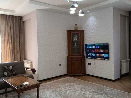 4 otaqlı mənzil, 150 m², Main MTK: 355 000 ₼ 2