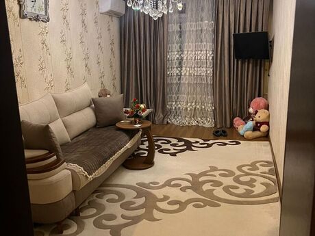 2 otaqlı köhnə tikili - Elmlər Akademiyası m. - 45 m²