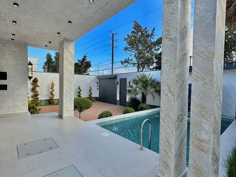 4 otaqlı həyət evi/bağ evi - Şüvəlan q. - 130 m²