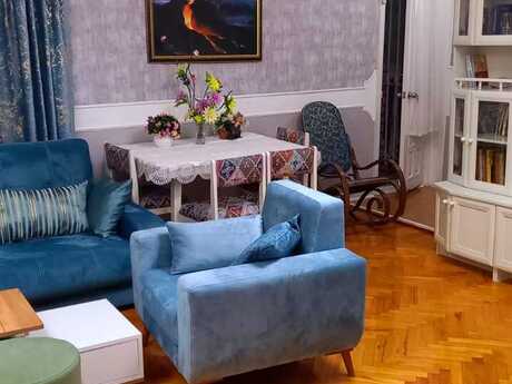2 otaqlı köhnə tikili - Sahil m. - 50 m²