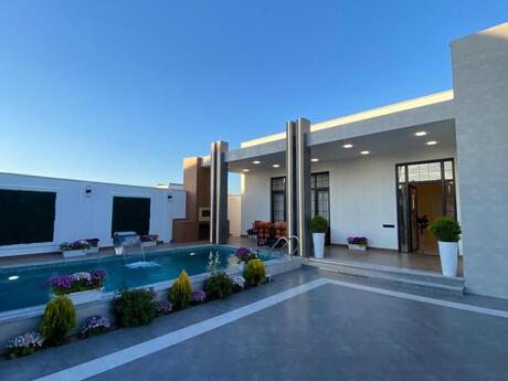 4 otaqlı həyət evi/bağ evi - Şüvəlan q. - 195 m²