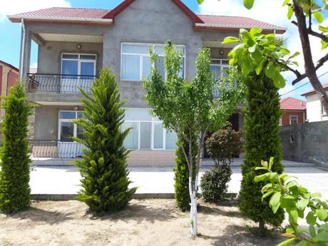 5 otaqlı həyət evi/bağ evi - Mərdəkan q. - 300 m²