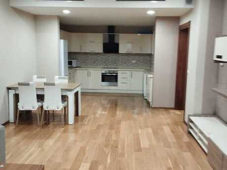 4 otaqlı yeni tikili - Nəsimi r. - 220 m²