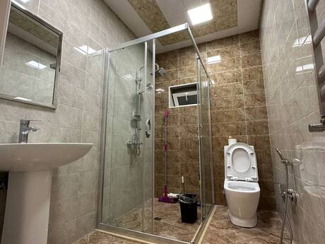 4 otaqlı həyət evi/bağ evi - Mərdəkan q. - 130 m²
