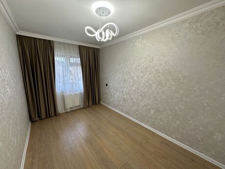 3 otaqlı köhnə tikili - Neftçilər m. - 80 m²
