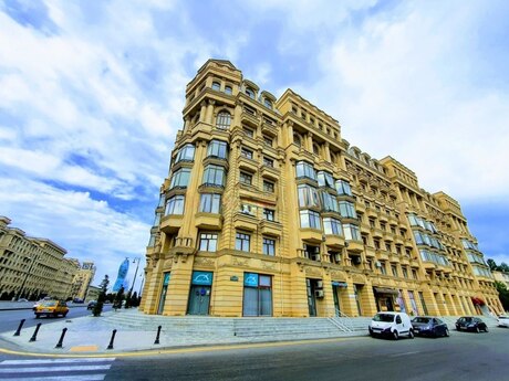 Elan №6016315 - Bakı, Nəriman Nərimanov m., 6 otaqlı, 281 m², 4/8 mərtəbə