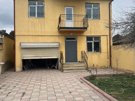 4 otaqlı həyət evi/bağ evi - Koroğlu m. - 210 m²